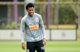 Gil no último treino do Corinthians antes do jogo contra o Sport