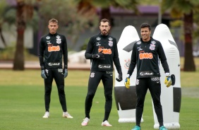 Goleiros do Timão no último treino do Corinthians antes do jogo contra o Sport