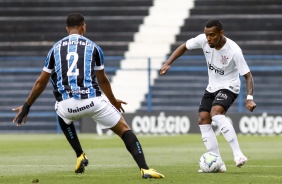 Lucas Pires na estreia do Corinthians pelo Brasileiro Sub-20