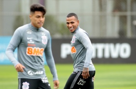 Otero no último treino do Corinthians antes do jogo contra o Sport