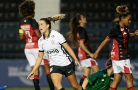 Tamires na goleada sobre o Vitria pelo Campeonato Brasileiro Feminino