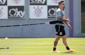 Fagner no treino preparatrio para jogo contra o Atltico-GO