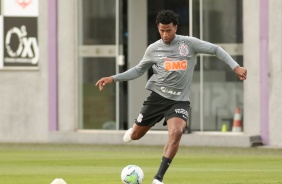 Gil no treino desta segunda-feira no CT Joaquim Grava