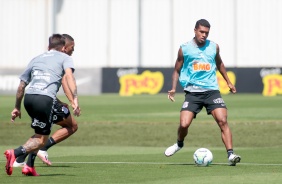 Lo Natel no treino preparatrio para jogo contra o Atltico-GO