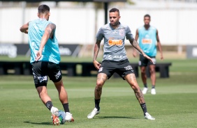 Luan no treino preparatrio para jogo contra o Atltico-GO