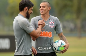 Méndez e Mantuan no treino desta segunda-feira no CT Joaquim Grava