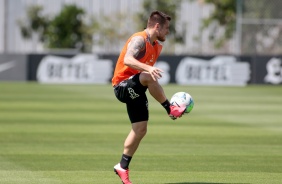 Ramiro no treino preparatrio para jogo contra o Atltico-GO