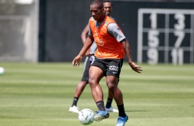 Xavier no treino preparatrio para jogo contra o Atltico-GO