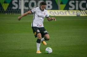 Avelar na partida entre Corinthians e Atlético-GO
