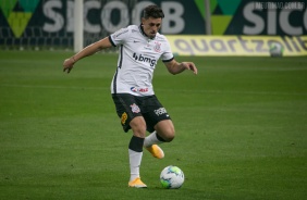 Avelar na partida entre Corinthians e Atltico-GO