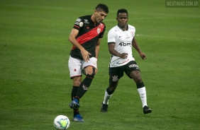 Cazares fez sua estreia contra o Atlético-GO, na Neo Química Arena
