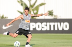 Gabriel no treino desta segunda-feira no CT Dr. Joaquim Grava