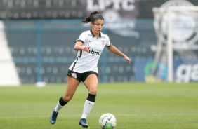 Paulinha durante jogo contra o So Jos pelo Campeonato Brasileiro Feminino