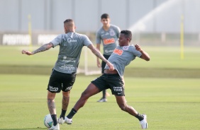 Luan e Cazares no treino desta segunda-feira no CT Dr. Joaquim Grava