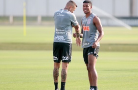 Luan e Lo Natel no treino desta segunda-feira no CT Dr. Joaquim Grava