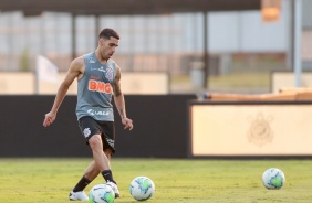Gabriel no ltimo treino do Corinthians antes do jogo contra o Santos