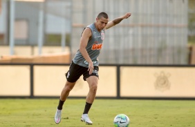 Gustavo Mantuan no ltimo treino do Corinthians antes do jogo contra o Santos