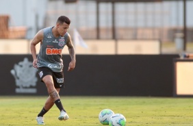 Sdicley no ltimo treino do Corinthians antes do jogo contra o Santos