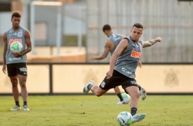 Sidcley no ltimo treino do Corinthians antes do jogo contra o Santos