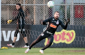 Walter no ltimo treino do Corinthians antes do jogo contra o Santos