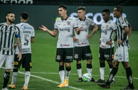 Elenco do Timo no jogo contra o Santos, na Neo Qumica Arena, pelo Campeonato Brasileiro