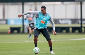 J no treino desta quinta-feira no CT