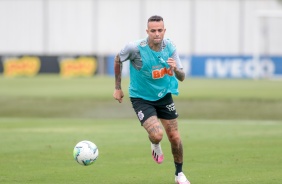 Luan no treino desta quinta-feira no CT