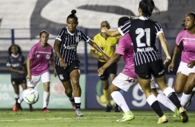 Grazi no jogo contra o Santos, pelo Brasileiro Feminino