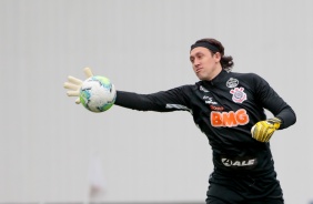 Cássio no treino da tarde desta sexta-feira no CT Dr. Joaquim Grava