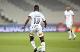 Cazares no duelo contra o Athletico-PR, pelo Campeonato Brasileiro
