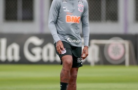 Gil no treino da tarde desta sexta-feira no CT Dr. Joaquim Grava