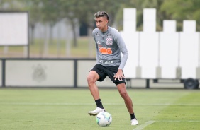 Cantillo na atividade da manhã desta quinta-feira no CT