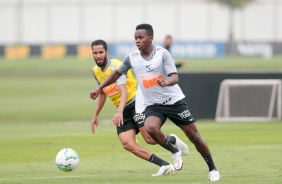 Cazares na atividade da manhã desta quinta-feira no CT