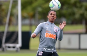 Davó no treino da tarde desta sexta-feira no CT Dr. Joaquim Grava