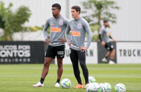 Lo e Mateus Vital no treino da tarde desta sexta-feira no CT Dr. Joaquim Grava