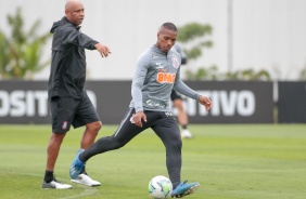 Jogadores no treino da tarde desta sexta-feira no CT Dr. Joaquim Grava