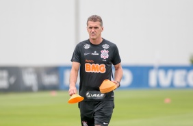 Vagner Mancini na atividade da manhã desta quinta-feira no CT Dr. Joaquim Grava