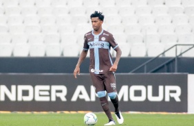 Gil no jogo contra o Flamengo, na Neo Qumica Arena