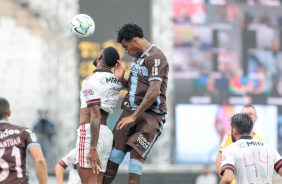 Gil no jogo contra o Flamengo, na Neo Qumica Arena