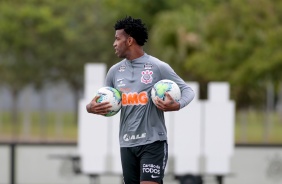 Gil no último treino do Corinthians antes do duelo contra o Flamengo