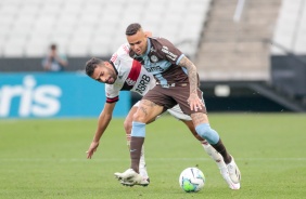 Luan no jogo contra o Flamengo, na Neo Qumica Arena