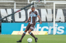 Marllon no jogo contra o Flamengo, na Neo Qumica Arena