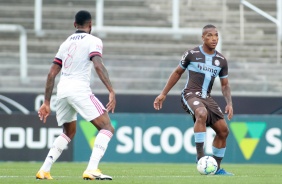 Xavier no jogo contra o Flamengo, na Neo Qumica Arena