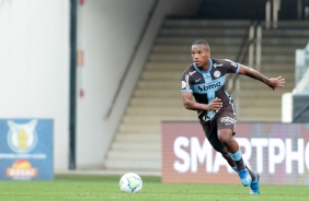 Xavier no jogo contra o Flamengo, na Neo Qumica Arena