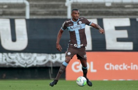 Marllon no jogo contra o Flamengo, na Neo Qumica Arena