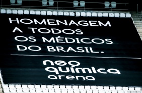 Médicos de todo o Brasil foram homenageados na Neo Química Arena
