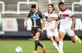 Vital no jogo contra o Flamengo, na Neo Qumica Arena