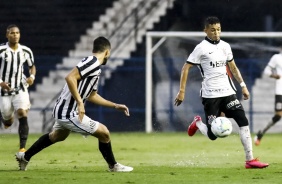 Adson  no jogo contra o Santos, pelo Brasileiro Sub-20