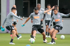 Elenco do Corinthians na atividade da tarde desta terça-feira (20), no CT Dr. Joaquim Grava