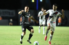Ramiro em ação na partida contra o Vasco pelo Brasileirão